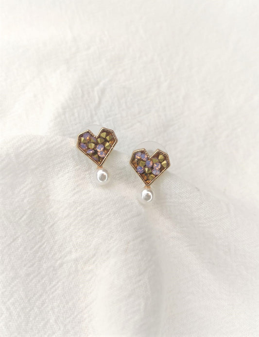 Fargerike hjerte øredobber med perler