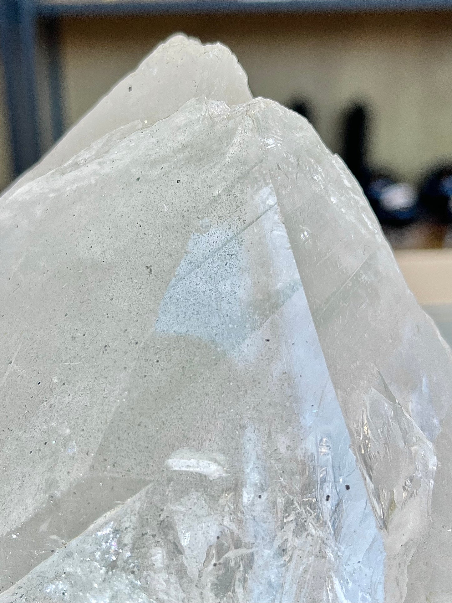 Chlorite in quartz from India (with stand), 1.7kg
