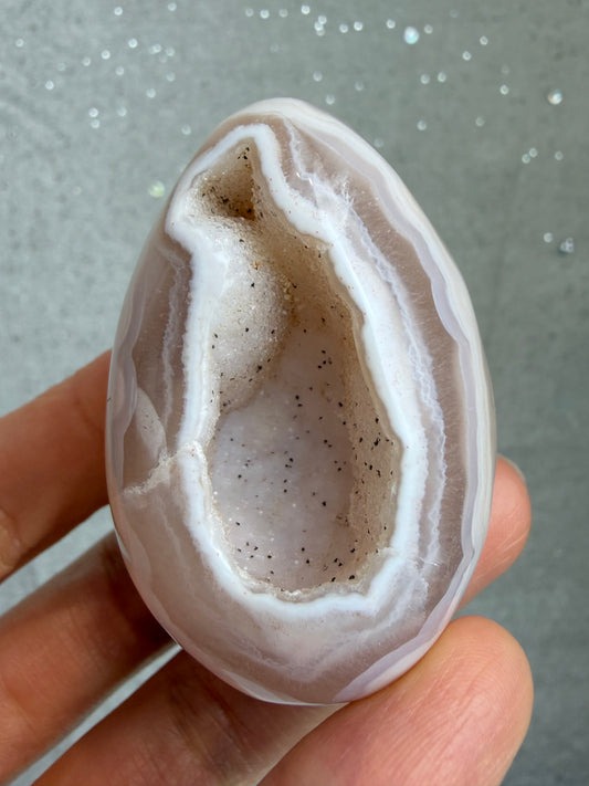 Druzy agat egg