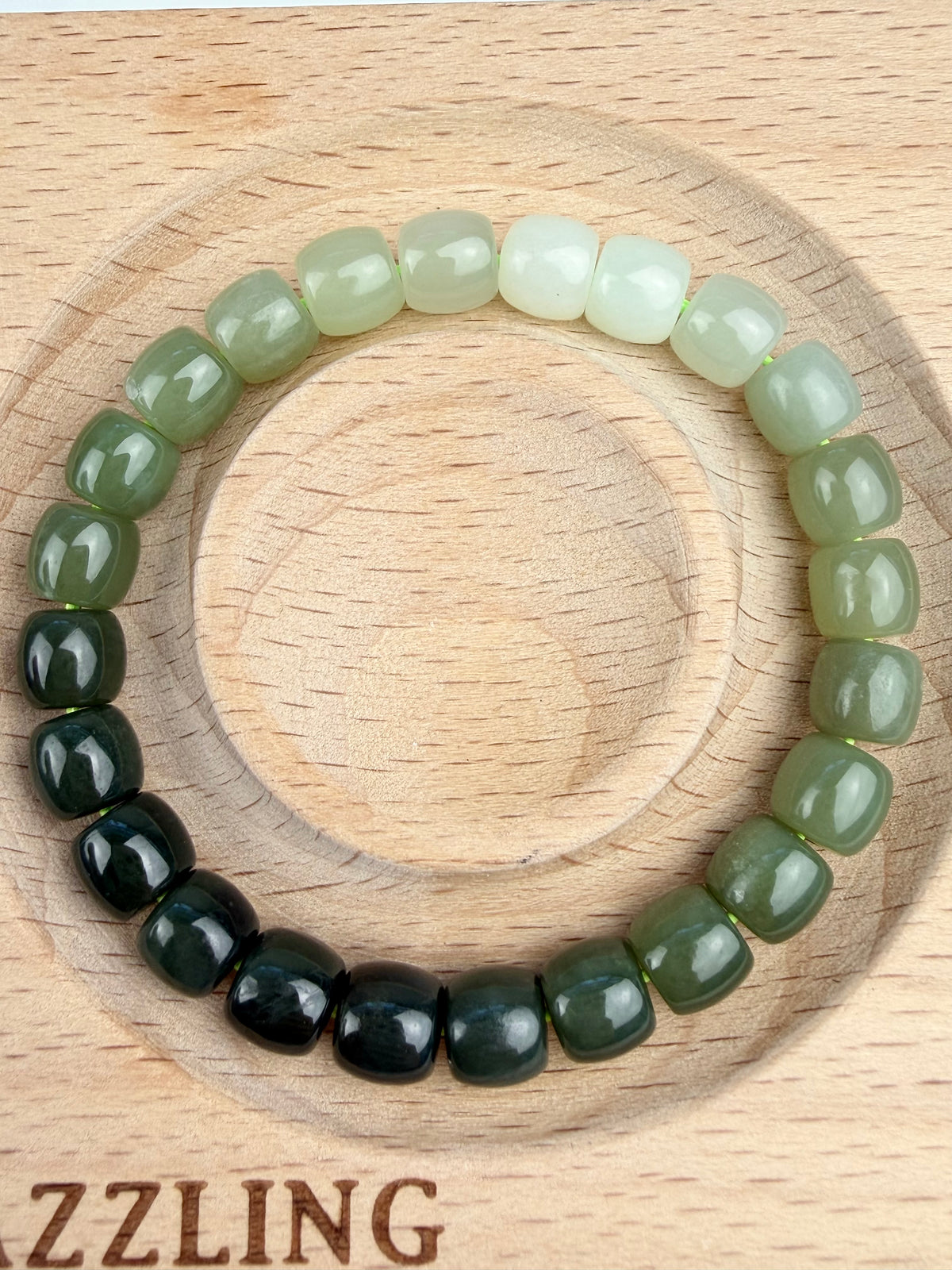 Jade, Nefritt armbånd 8mm+