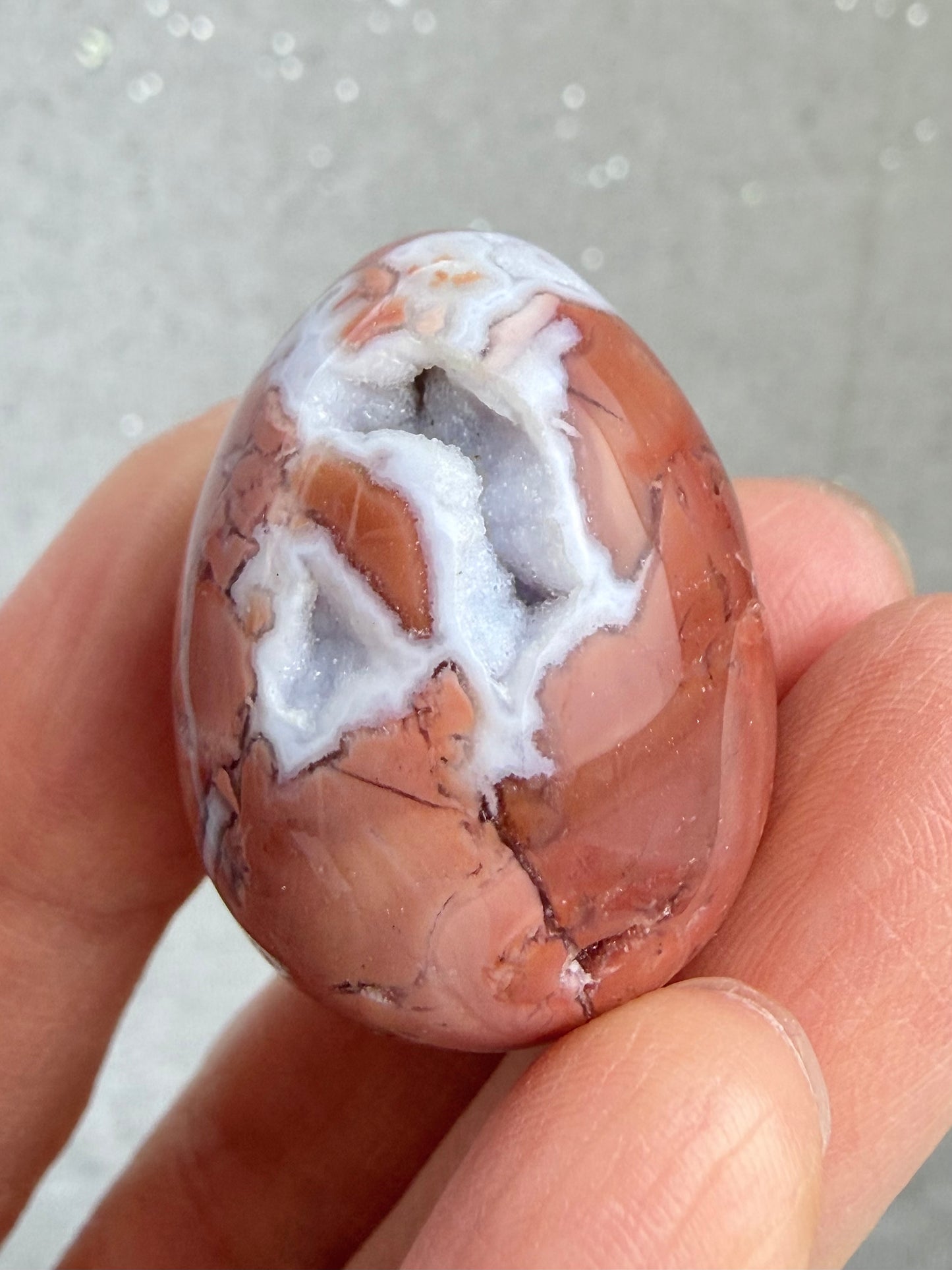 Rosa Agat Egg (Cotton Candy Agate)