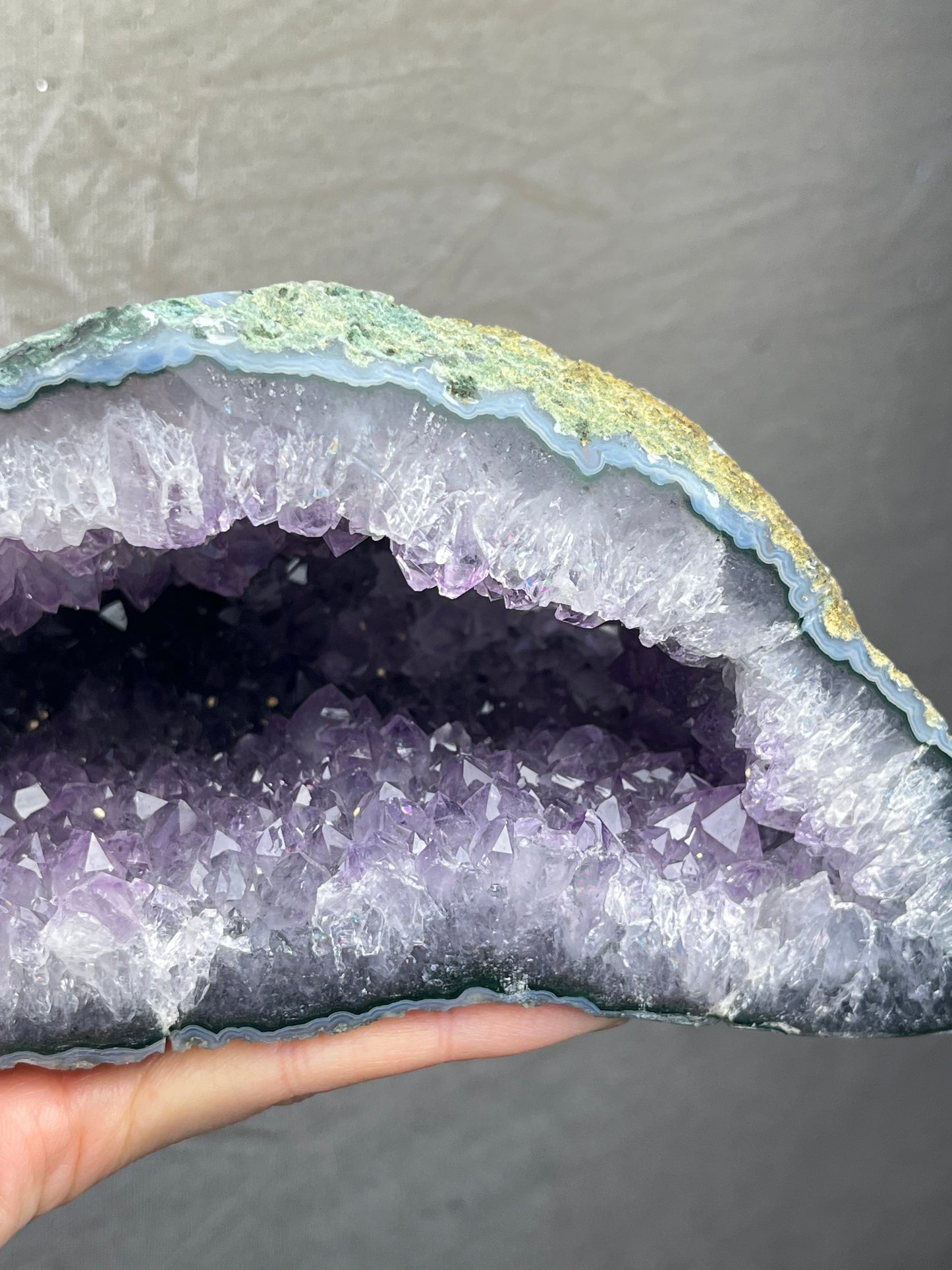 Ametyst geode XL,1.2kg