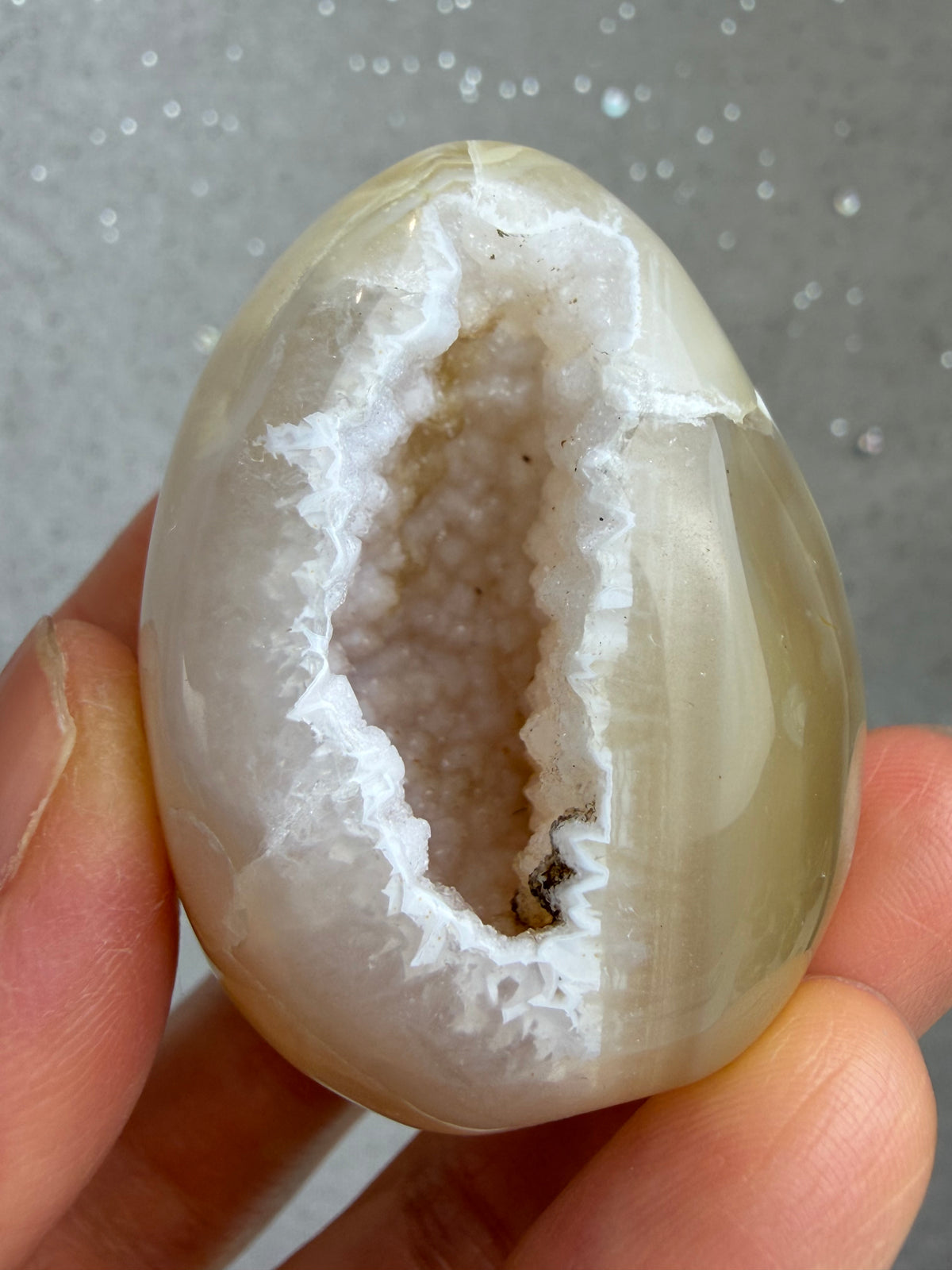Druzy agat egg