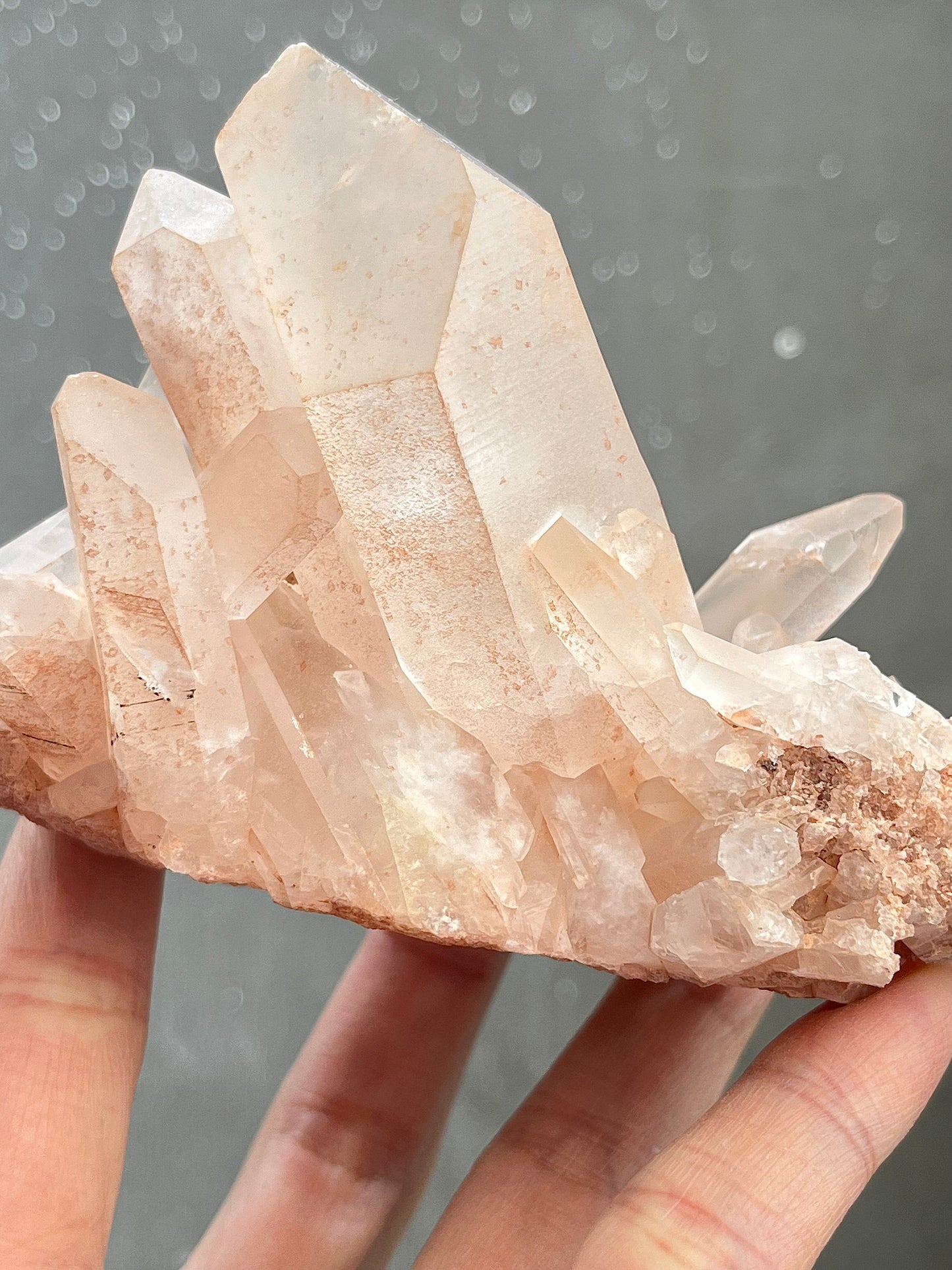 Quartz group with hematite