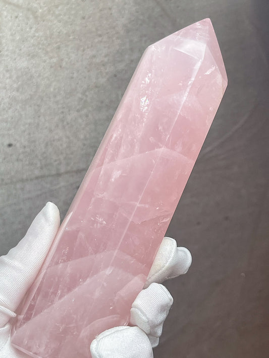 Rosenkvarts tårn 15cm