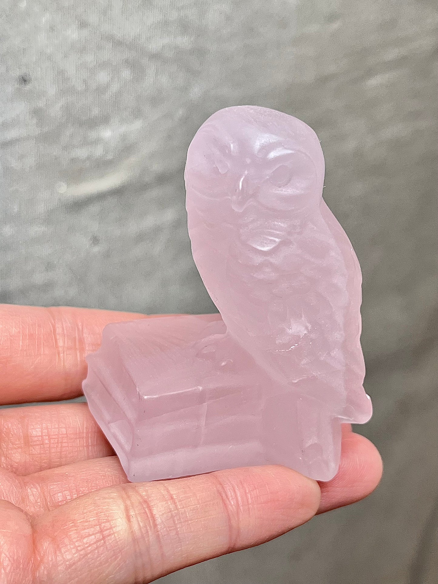 Rosenkvarts Ugle