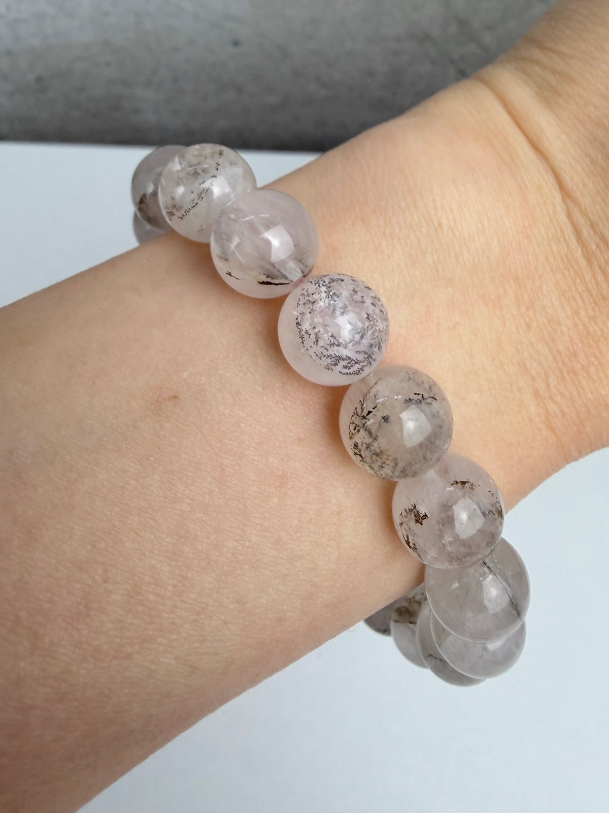 Dendritic quartz bracelet 8-12mm+