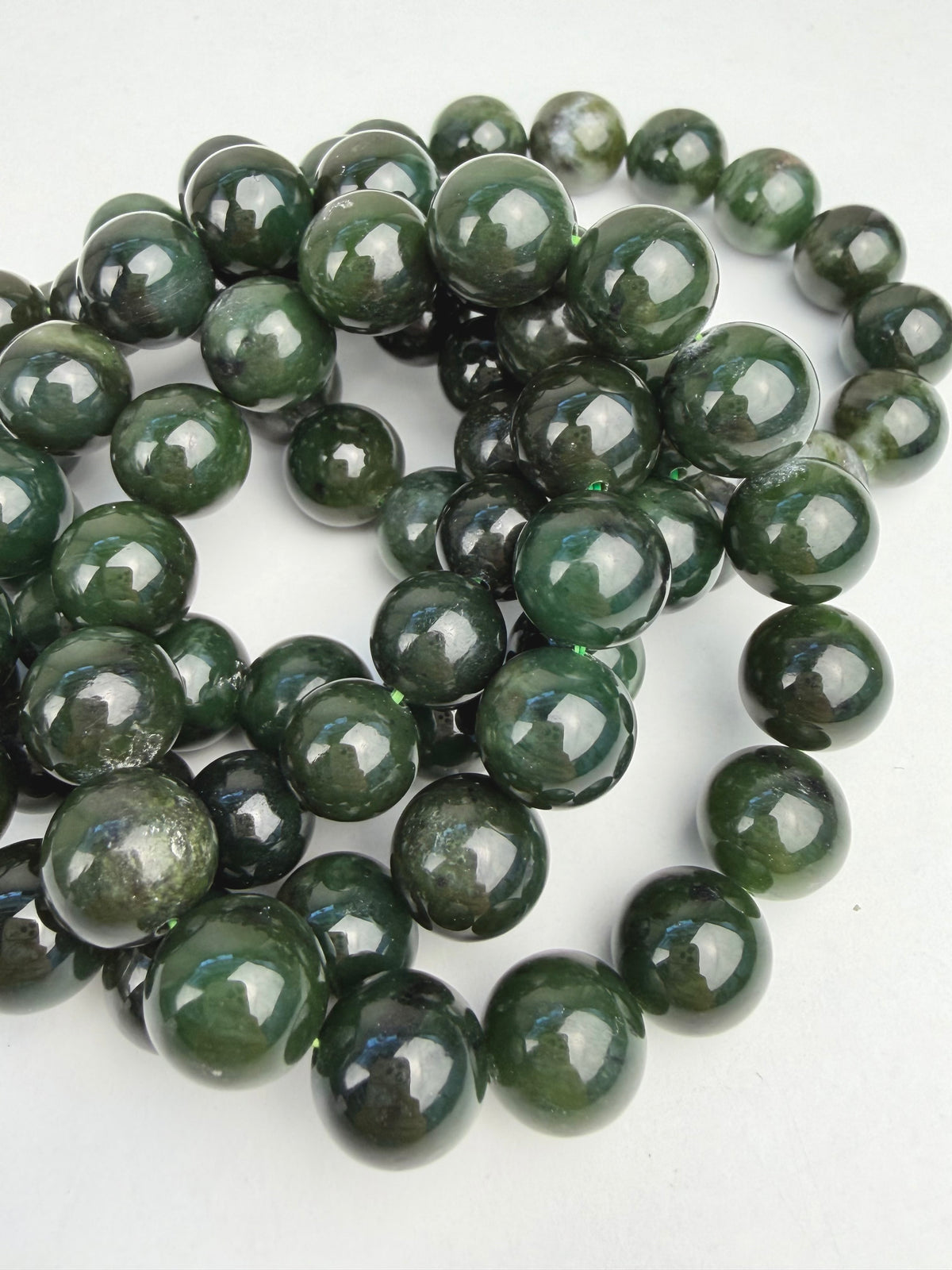 Jade, Nefritt armbånd 12mm+