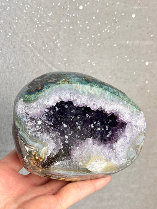 Ametyst geode
