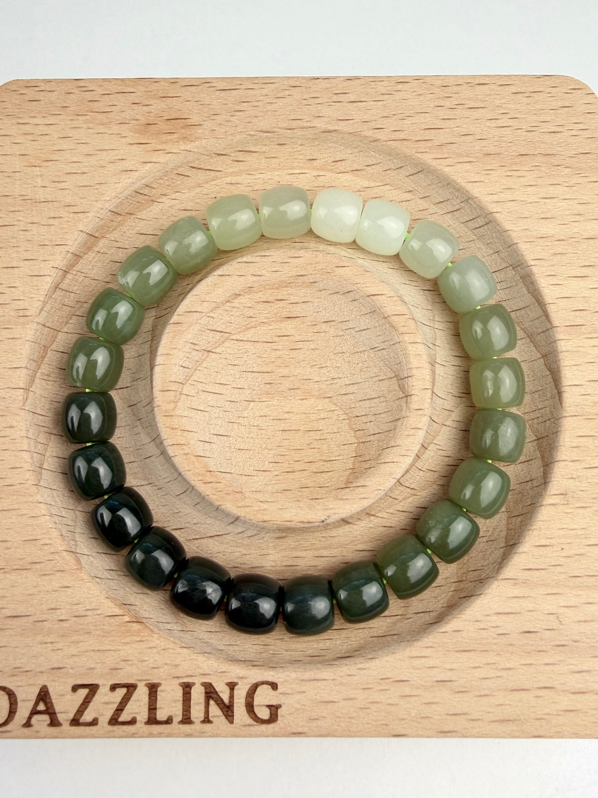 Jade, Nefritt armbånd 8mm+