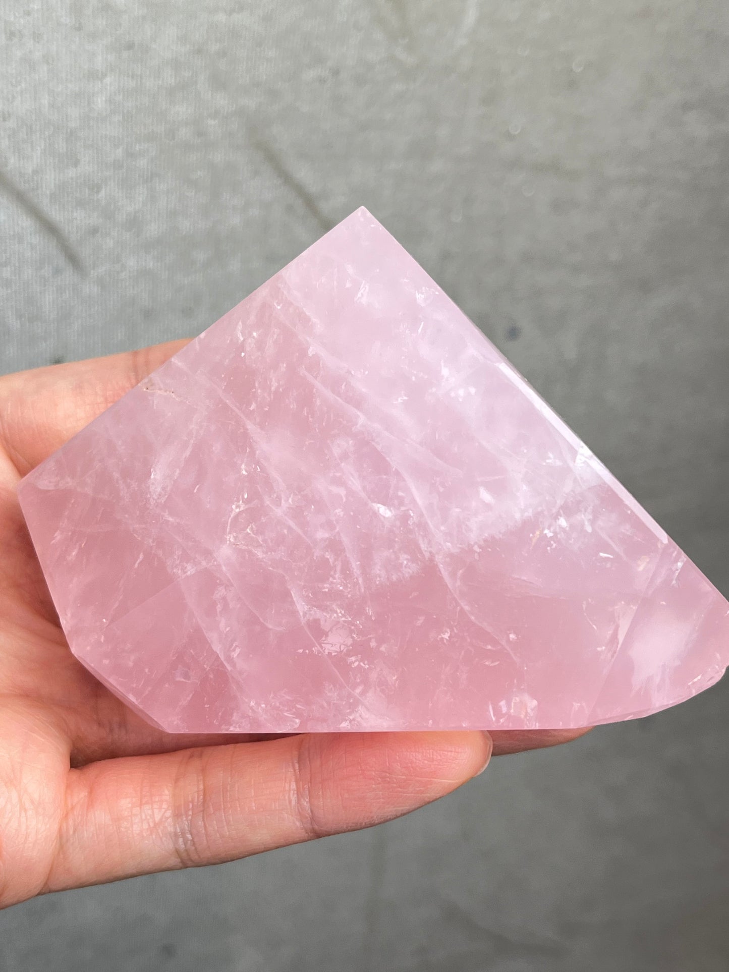 Rosenkvarts fri form G