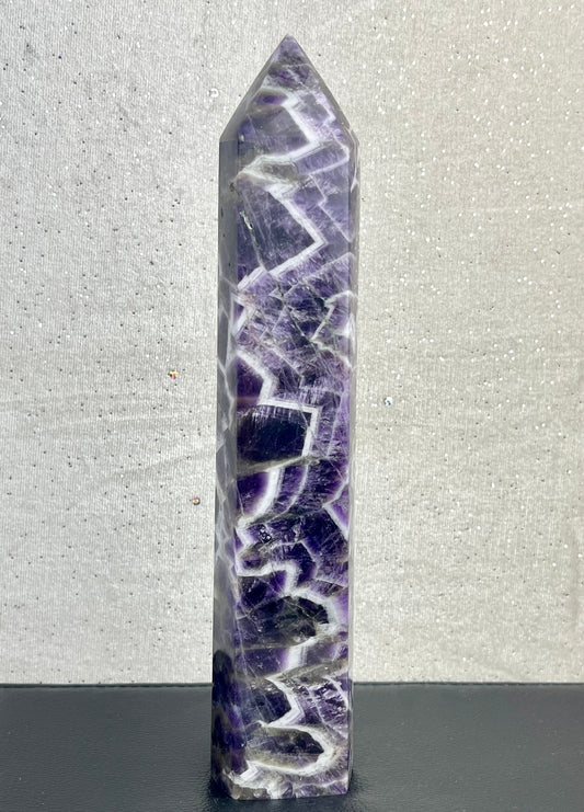 Chevron Ametyst tårn 21.5cm