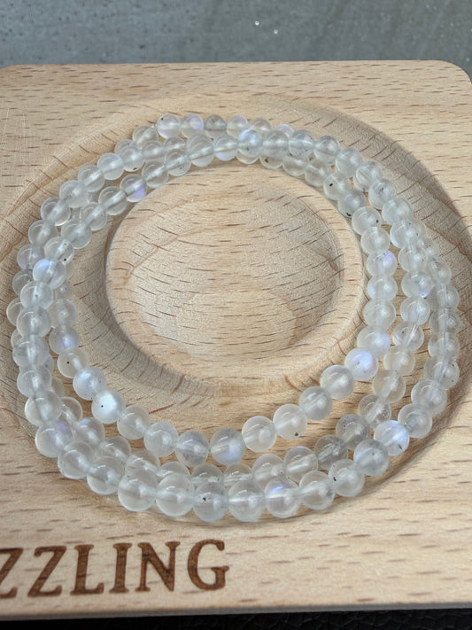 Månestein armbånd 4mm+
