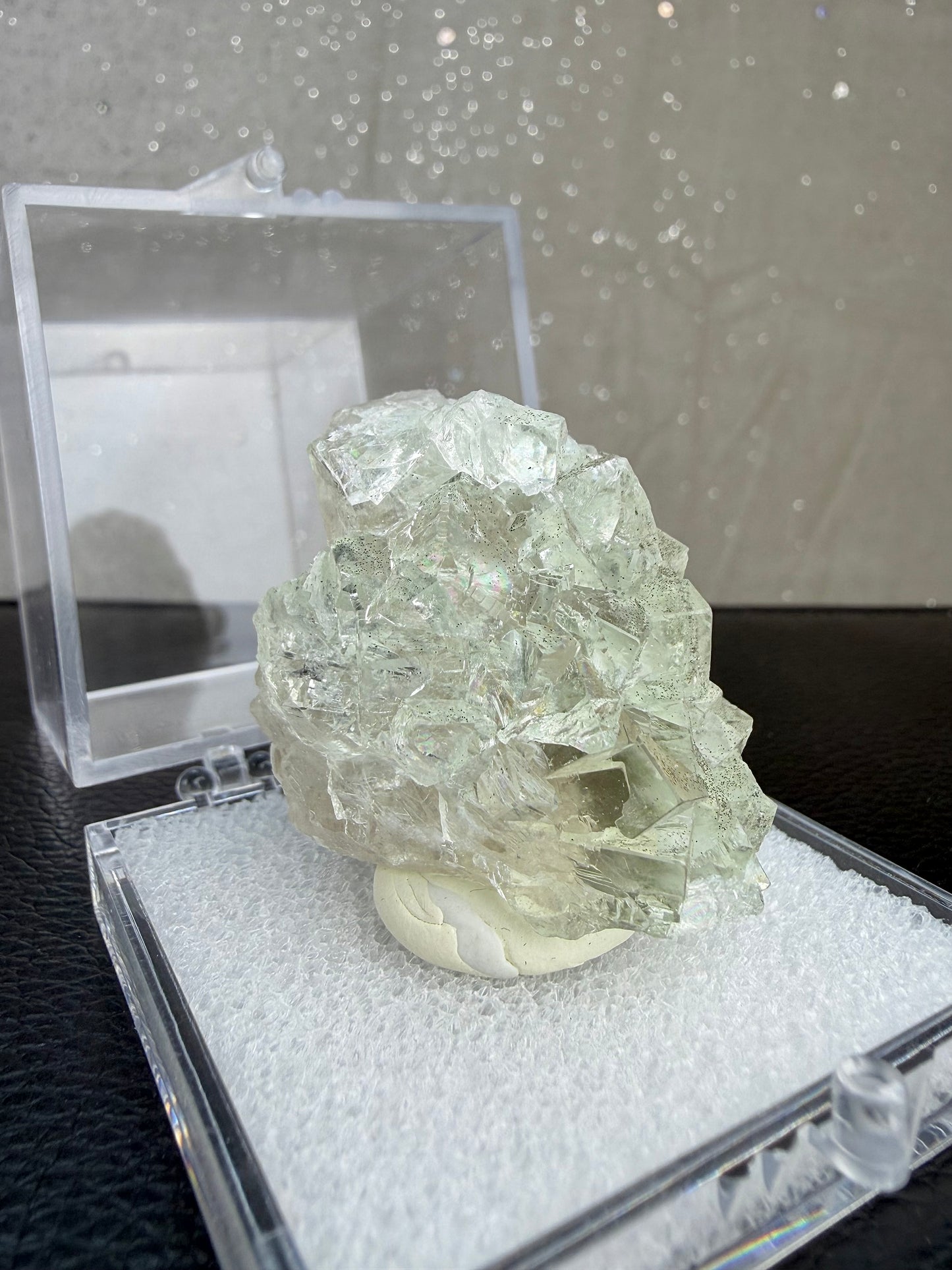 Fluorite with box