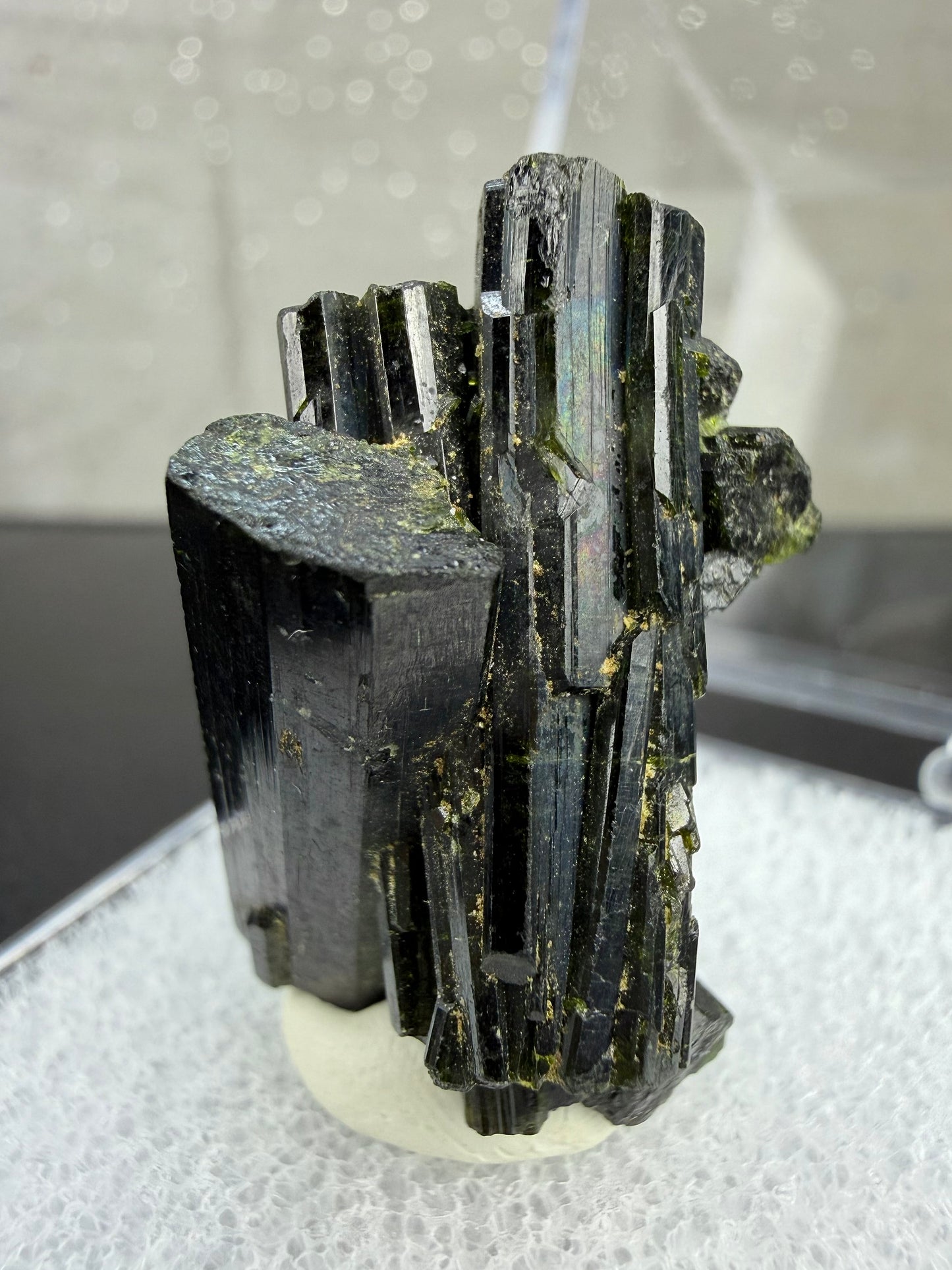 Epidote med boks, Italia