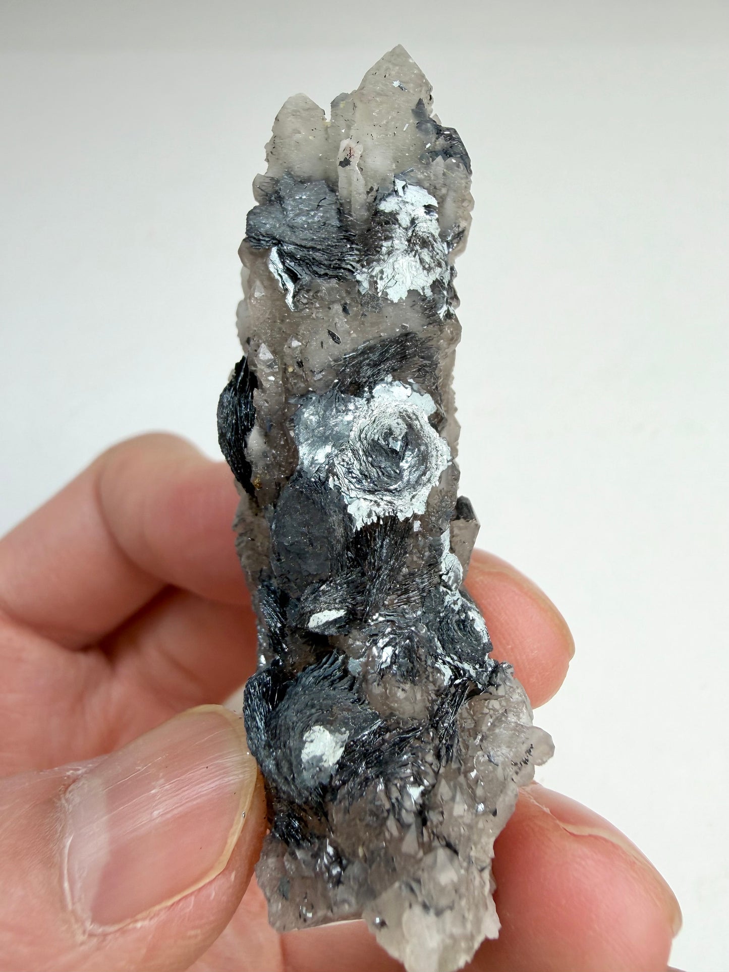 Kvarts med Hematitt (Specularite)