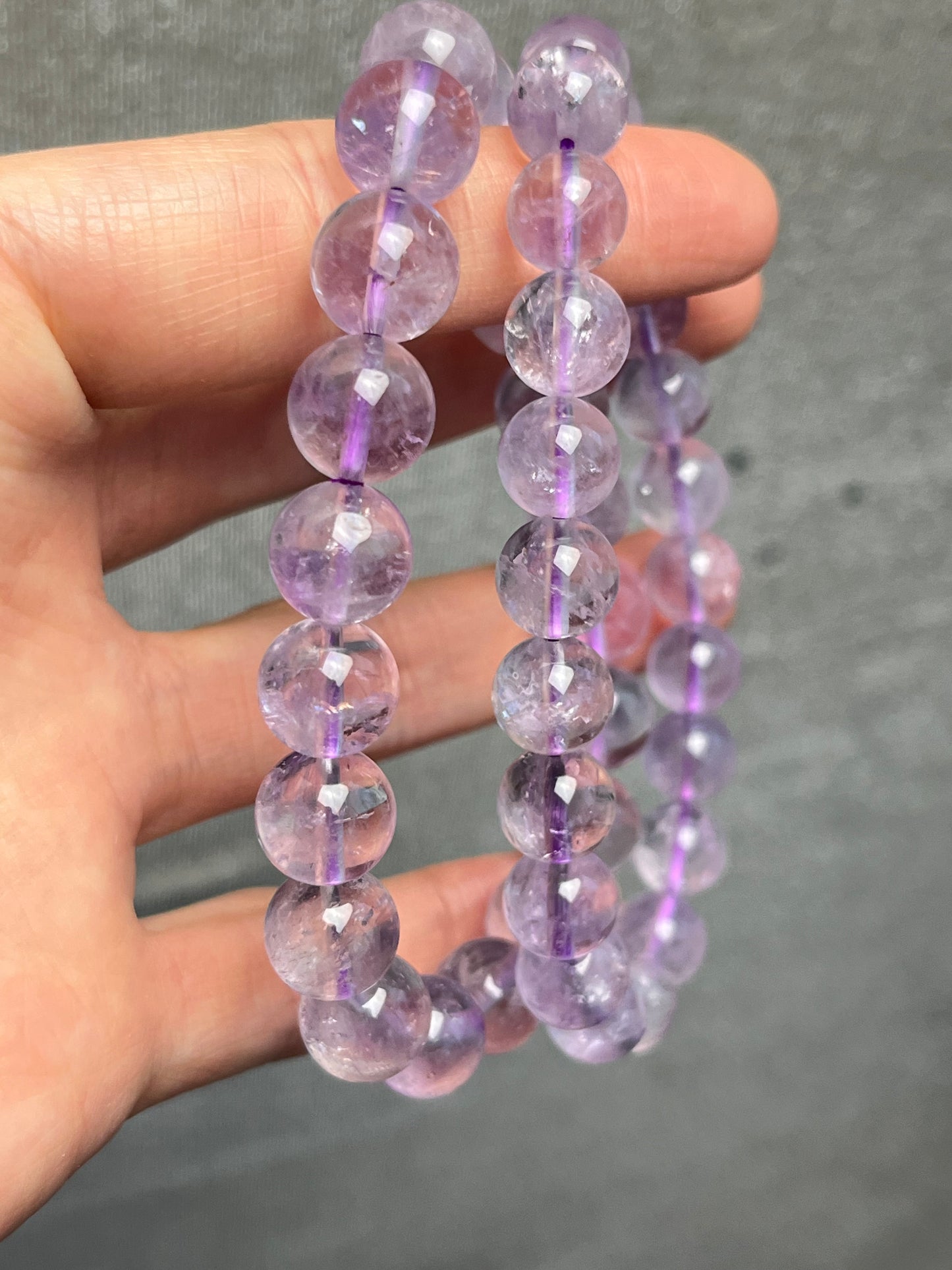 Lys Ametyst armbånd 9-10mm+