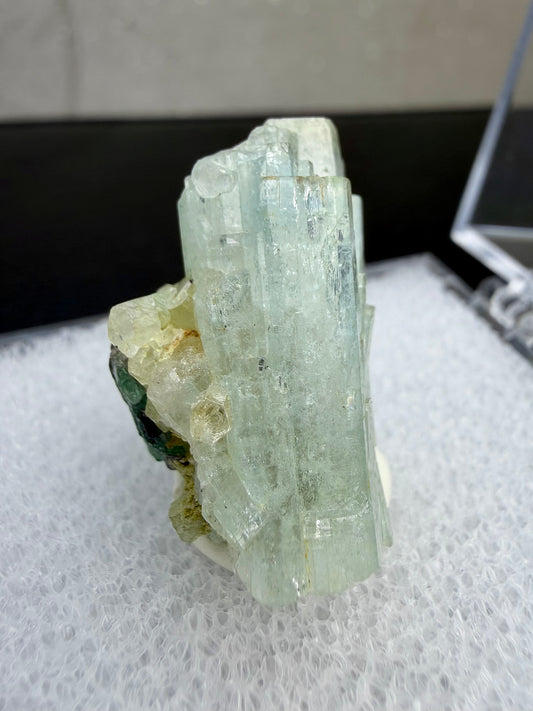 Akvamarin med fluoritt i boks, Namibia