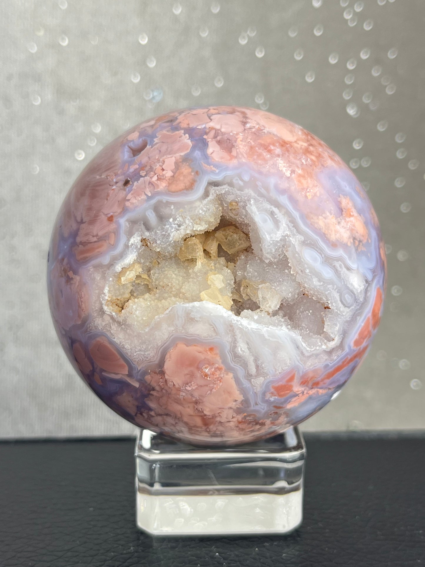 Druzy Rosa Agat kule (Cotton Candy Agate)