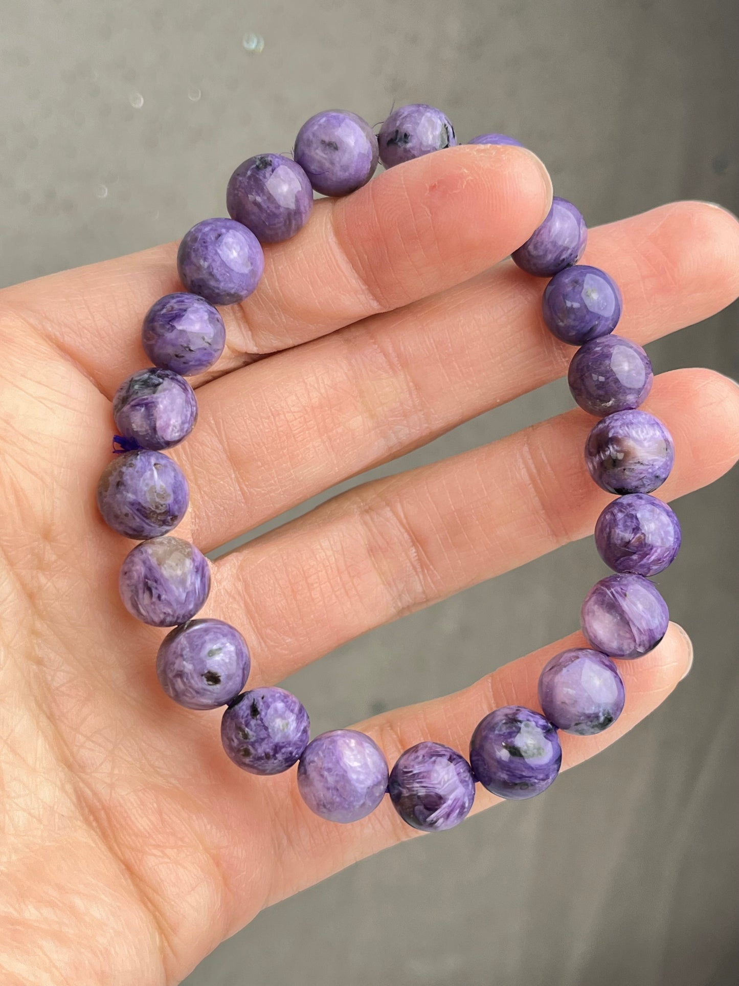 Charoitt armbånd 9mm+