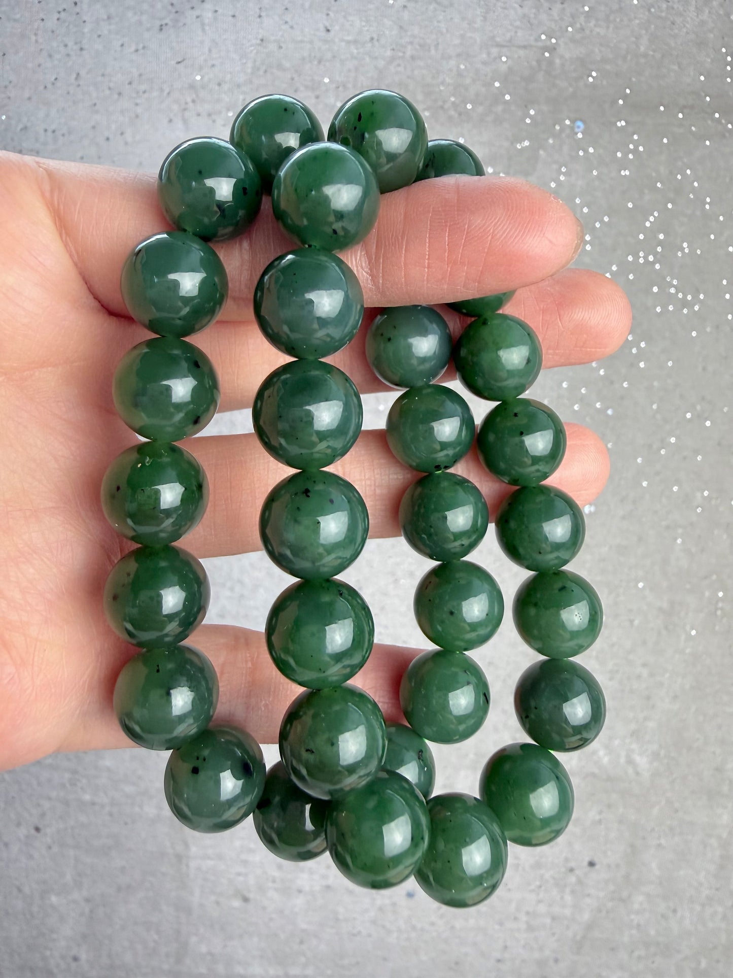 Jade, Nefritt armbånd 12mm+