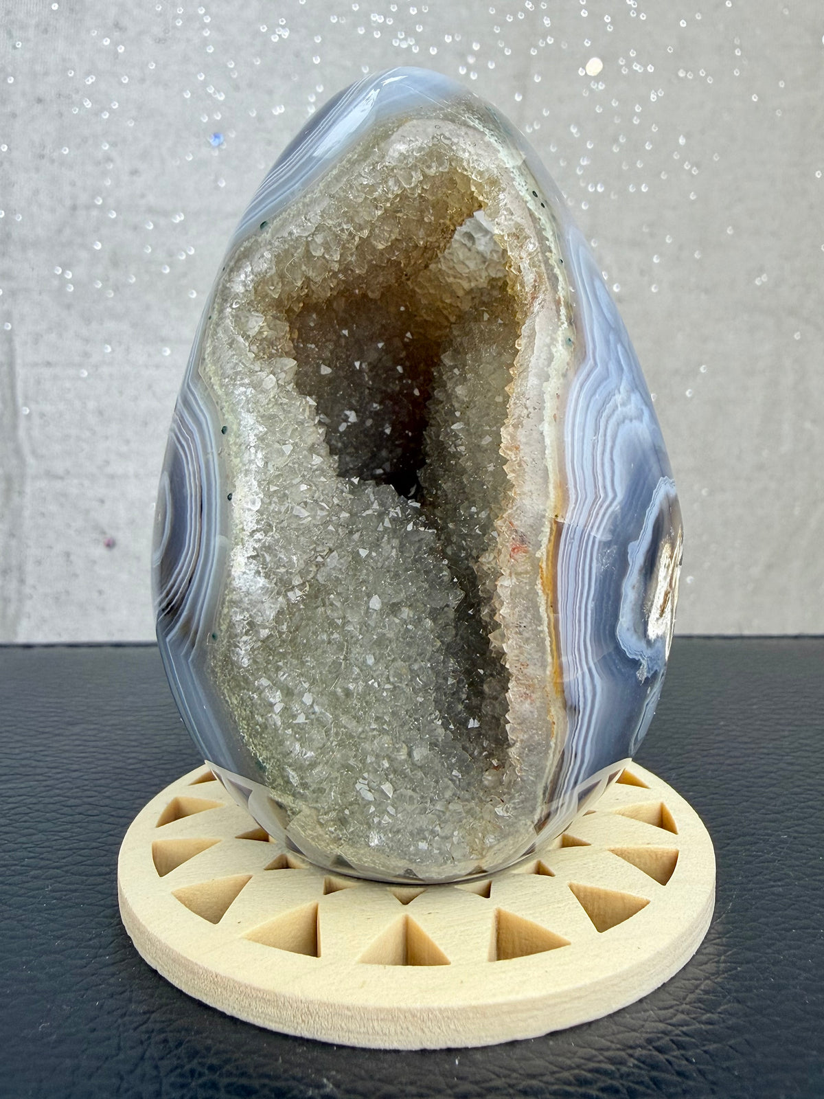Druzy agat egg