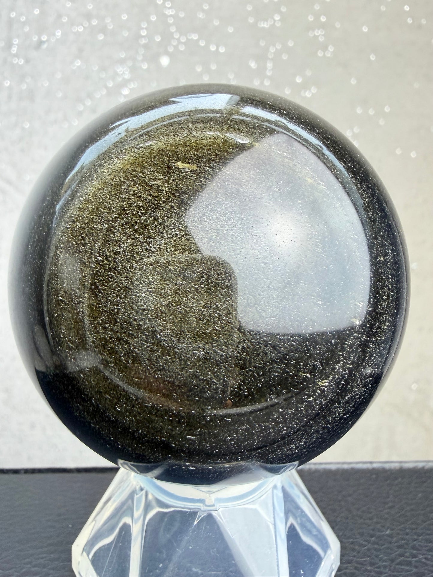 Gull obsidian kule