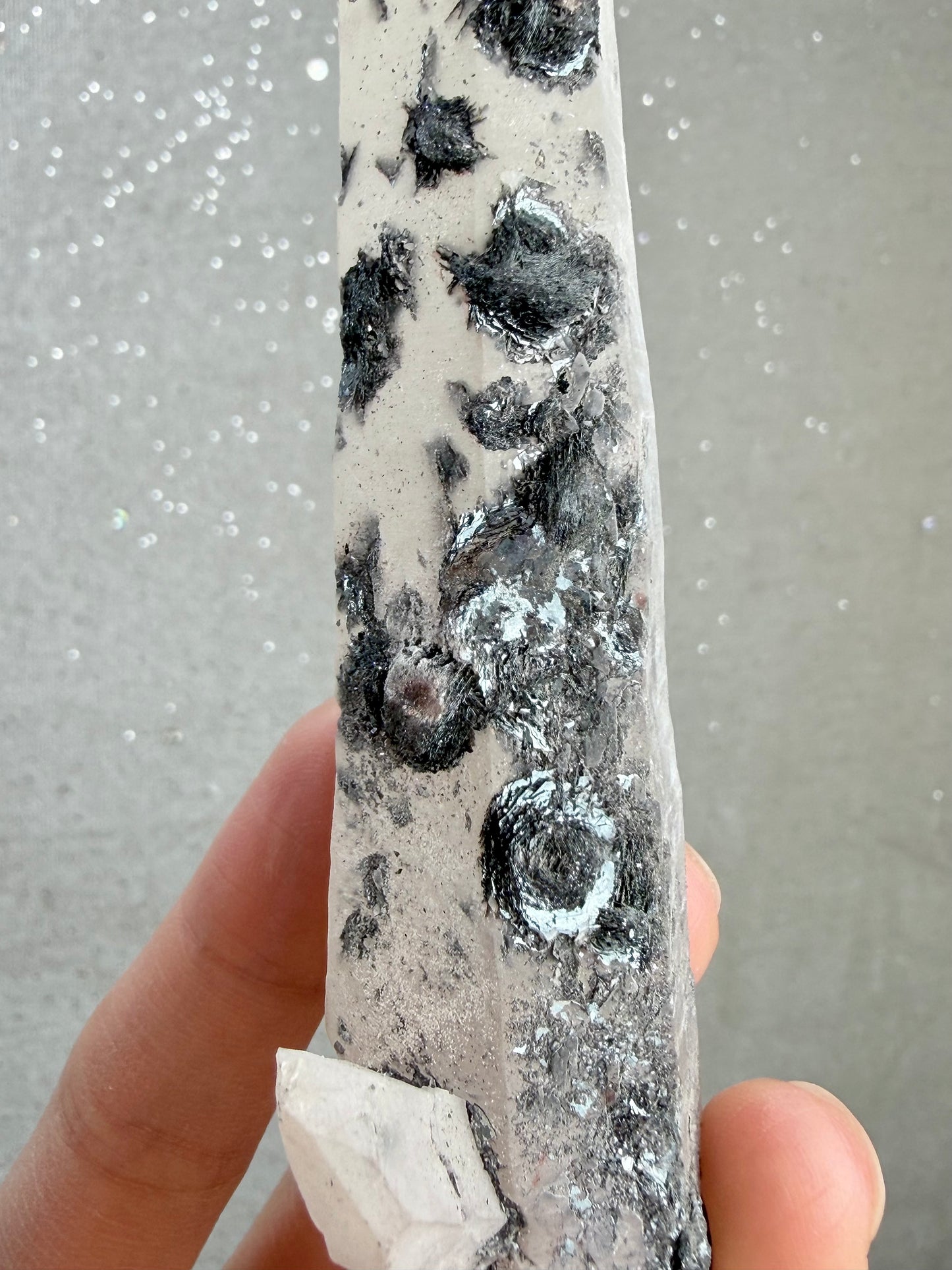 Kvarts med Hematitt (Specularite)