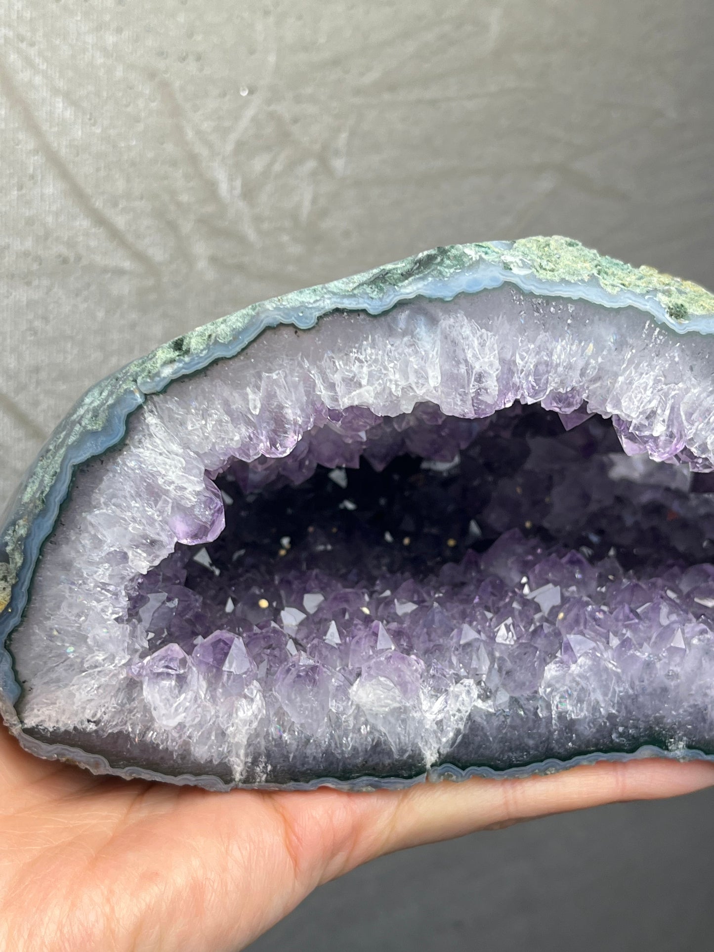 Ametyst geode XL,1.2kg