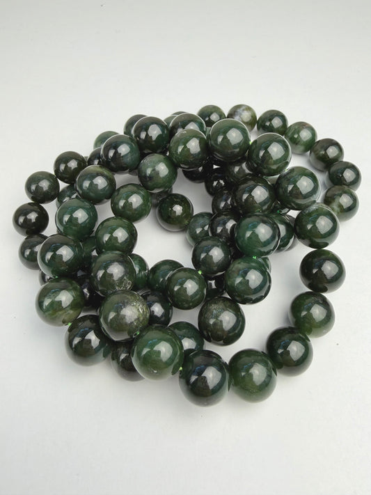 Jade, Nefritt armbånd 12mm+