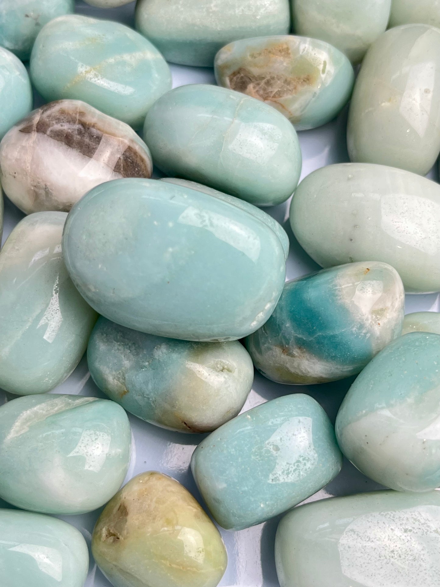 Sky blue kvarts tromlet 25-40mm