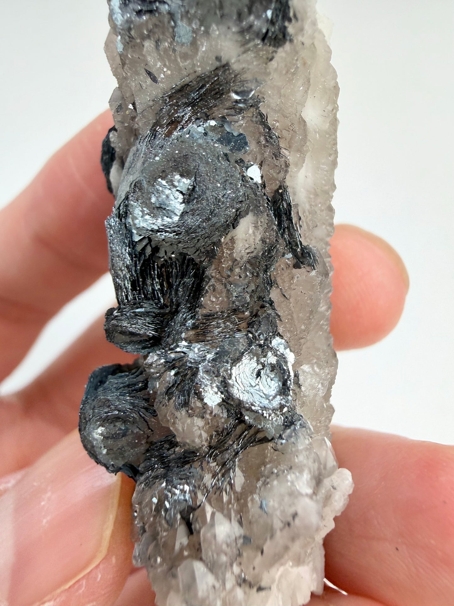 Kvarts med Hematitt (Specularite)