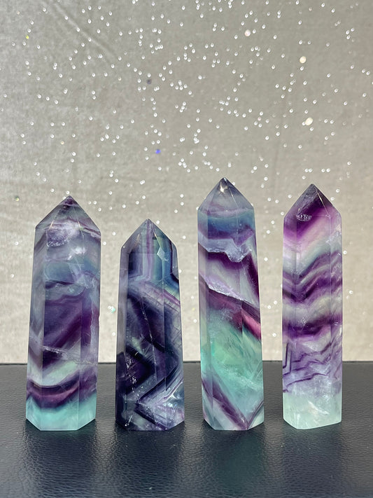 Regnbue Fluoritt tårn(litt skade)