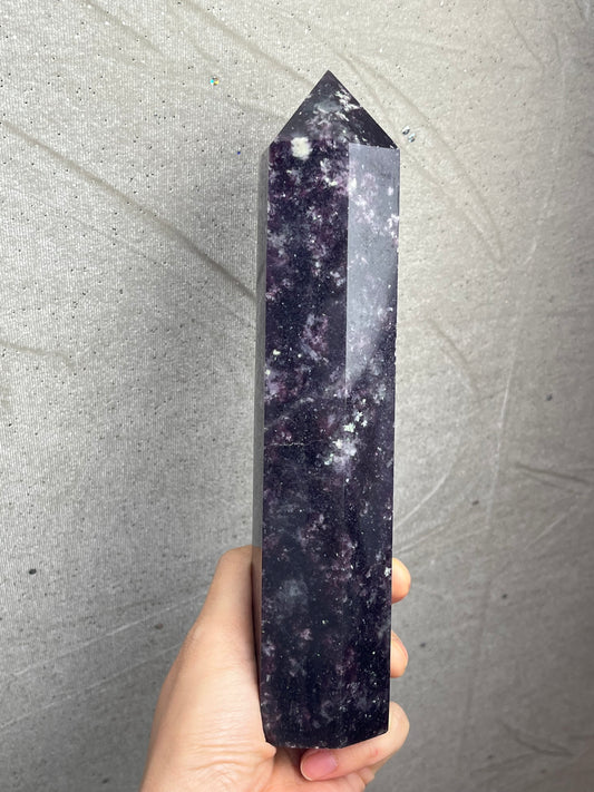 Lepidolitt tårn 21cm