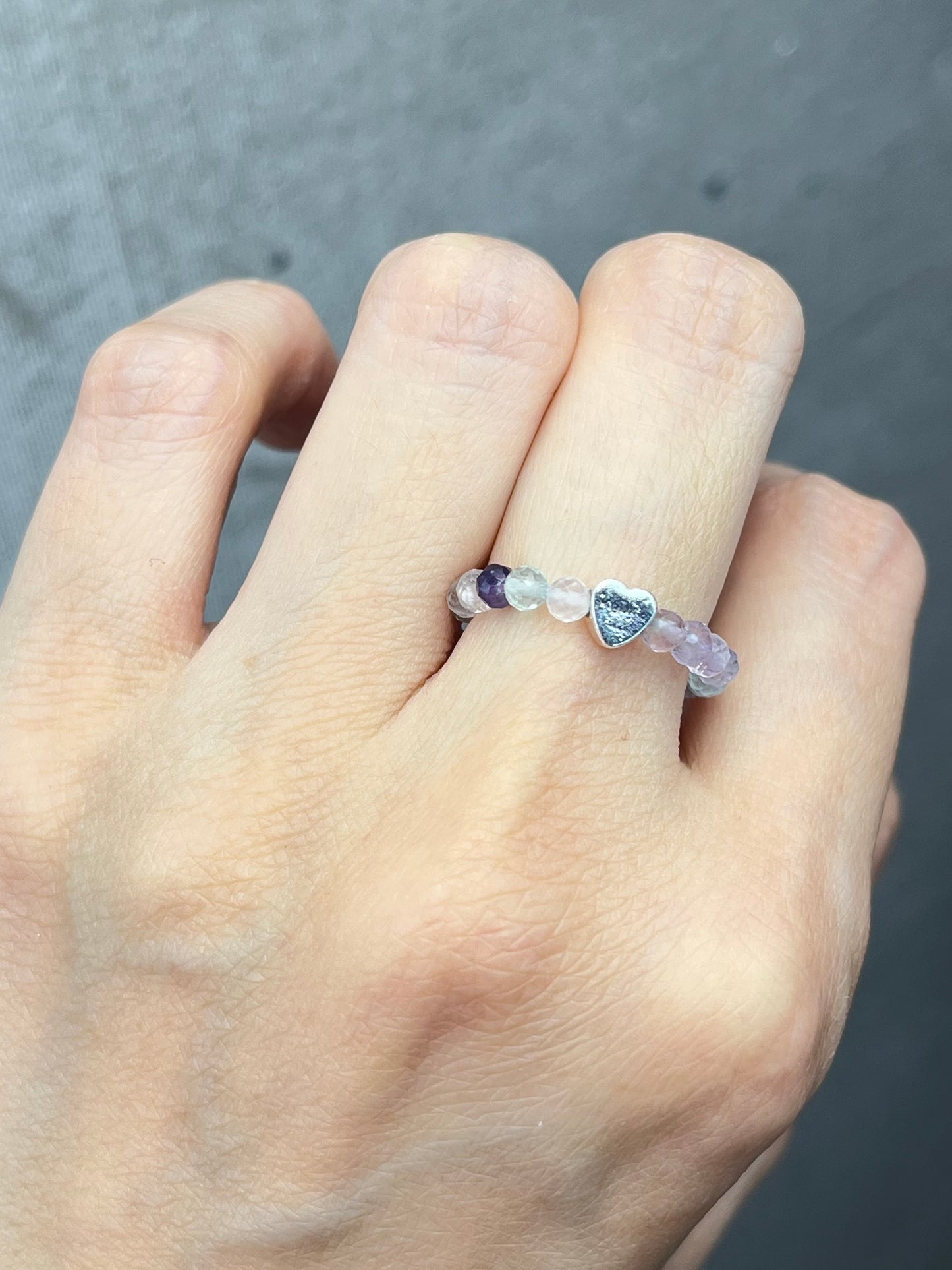 Ring av Fluorittperler