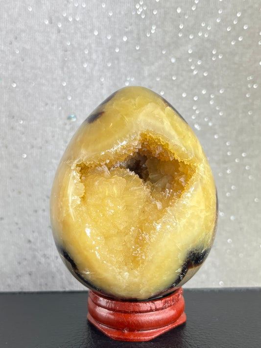 Druzy Septarian Egg