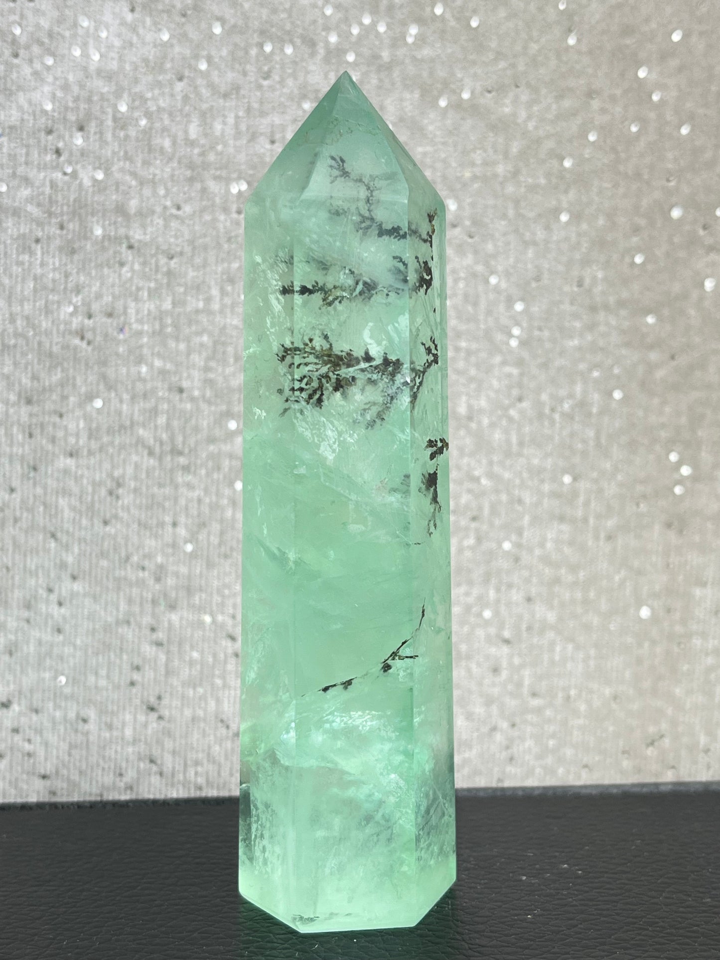 Dendritic Fluoritt tårn, God kvalitet