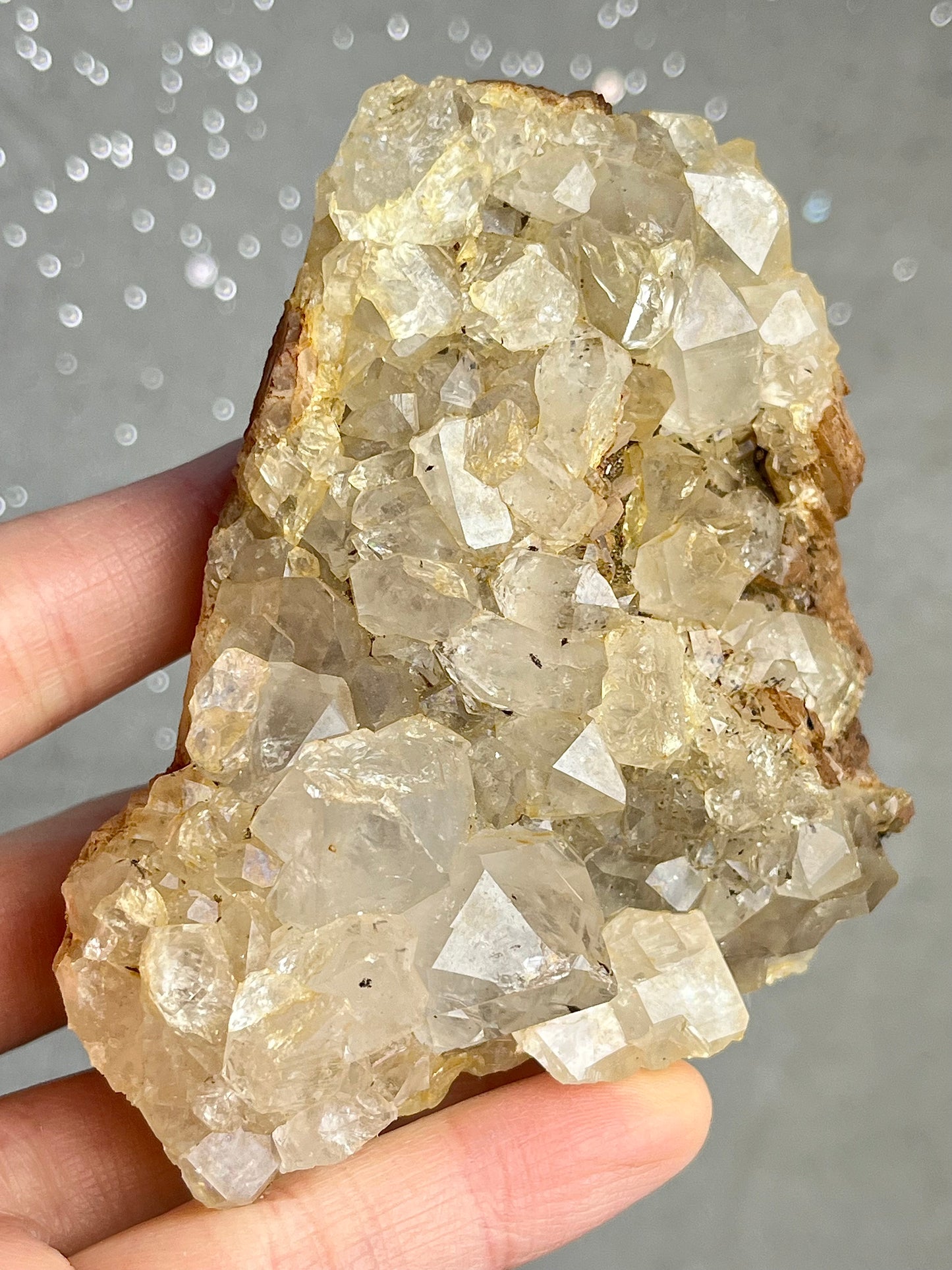 Kvarts gruppe med jernoksid