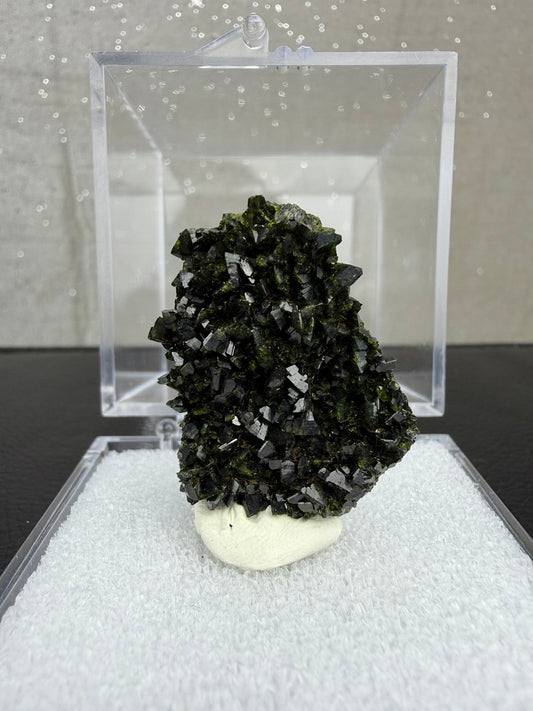 Epidote med boks, Tyrkia
