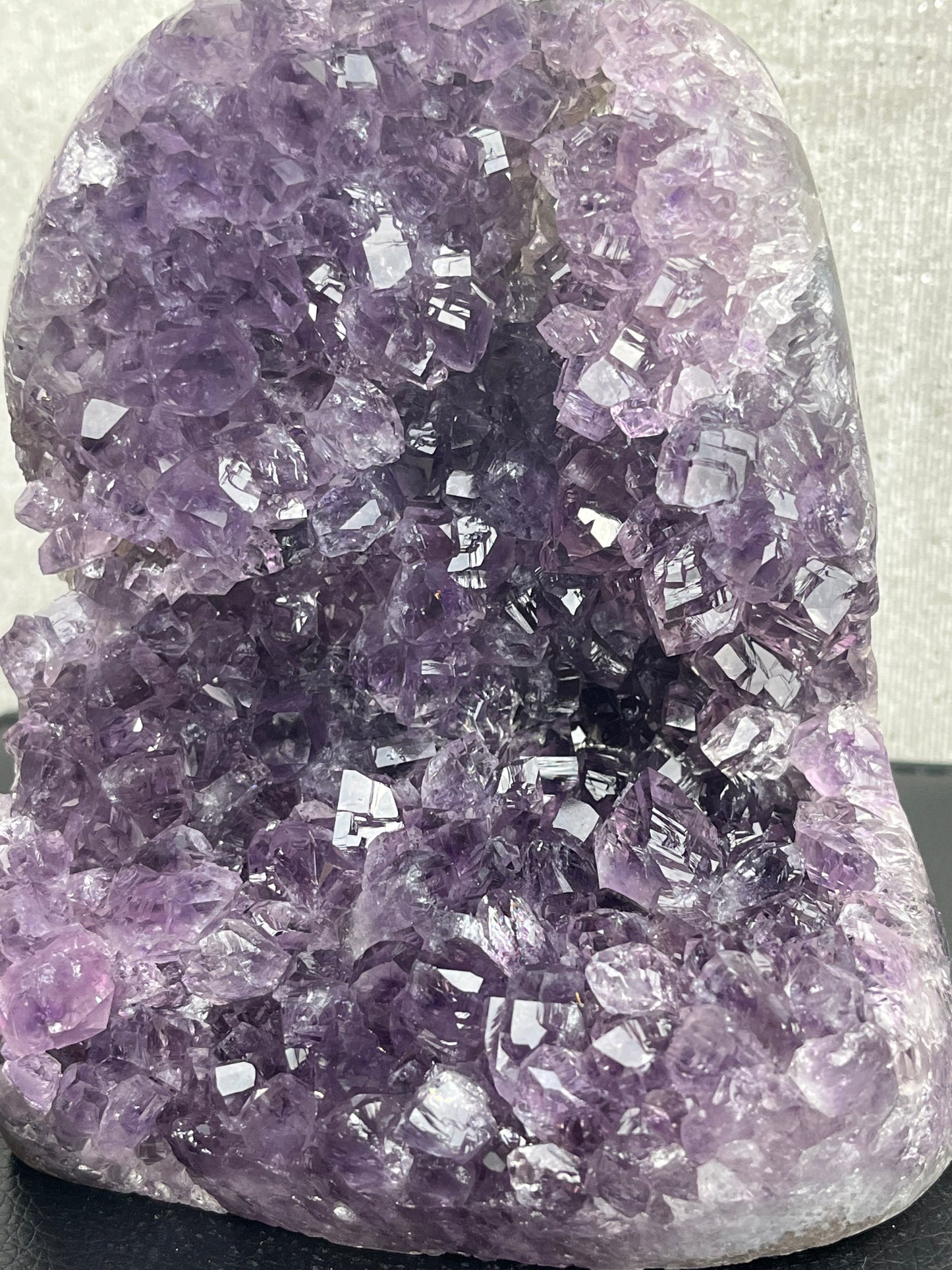 Ametyst geode XL 12cm, 1.1kg