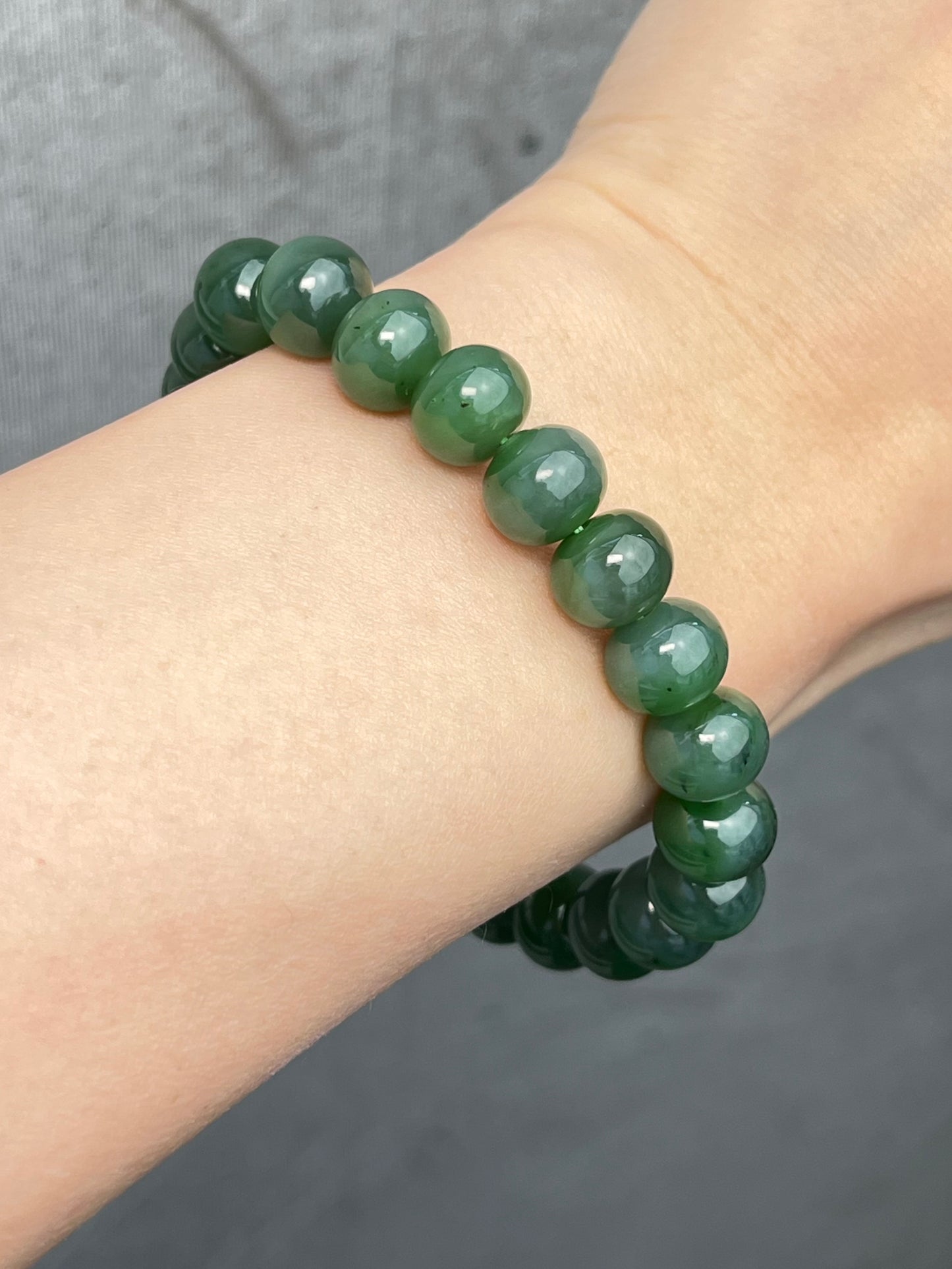Jade, Nefritt armbånd 10mm+