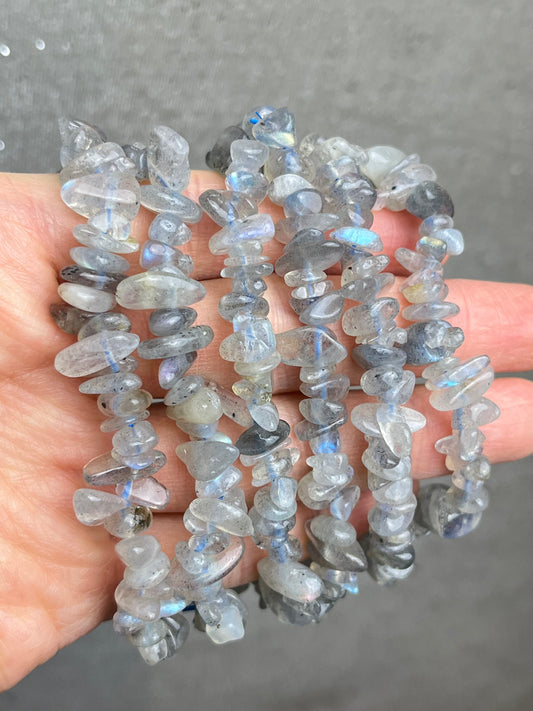 Labradoritt chips armbånd 8mm+