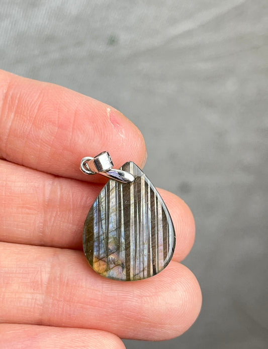 Labradoritt Anheng i 925 sterling sølv