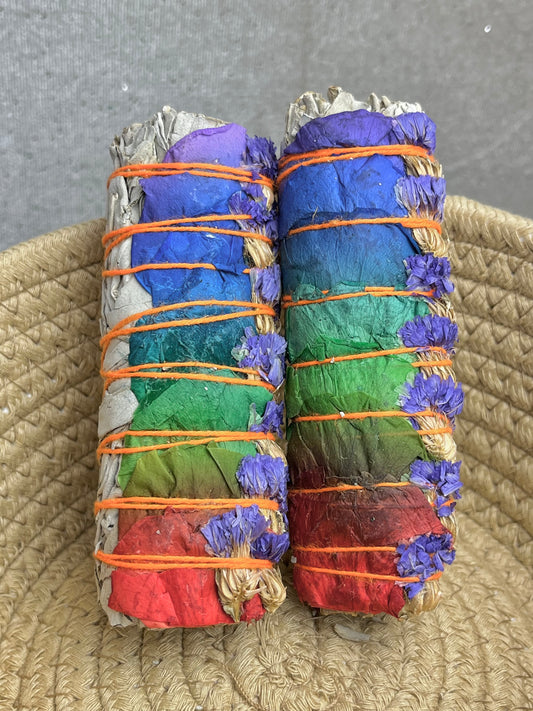 Hvit Salvie med Forglemmegei og Roseblade