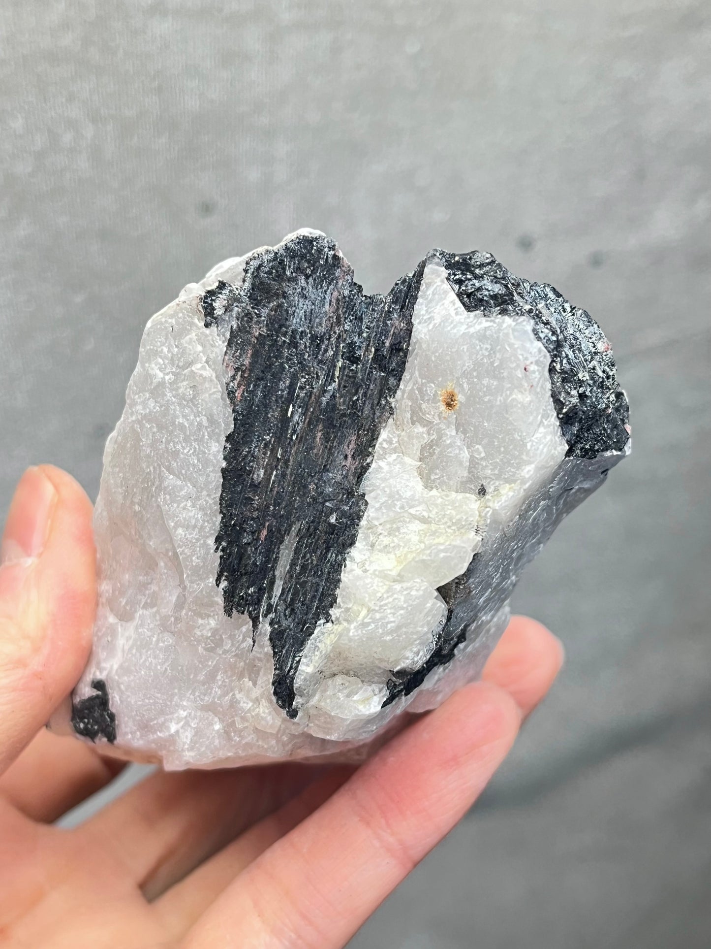 Tourmaline Raw