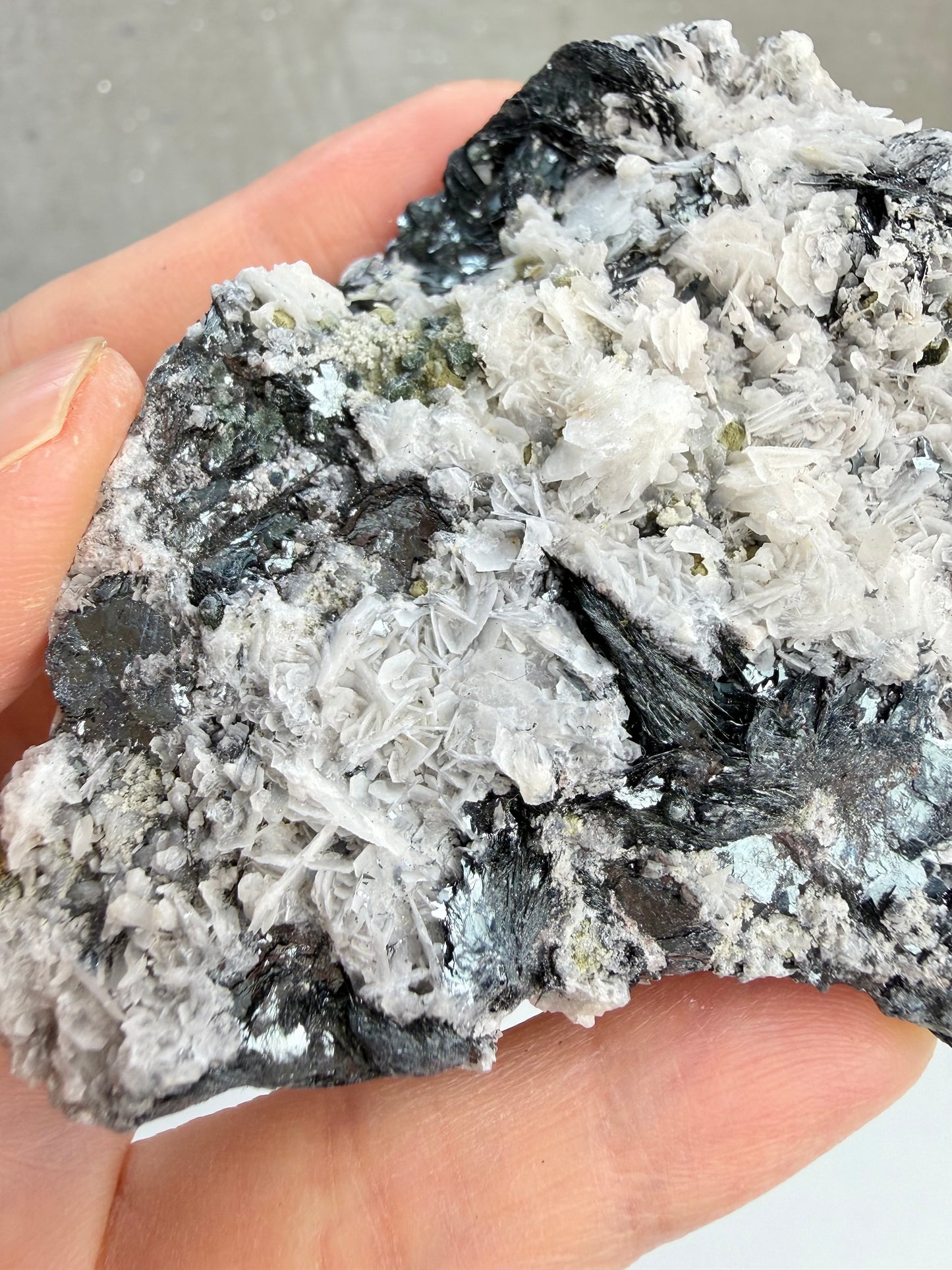 Kalsitt med Hematitt (Specularite)