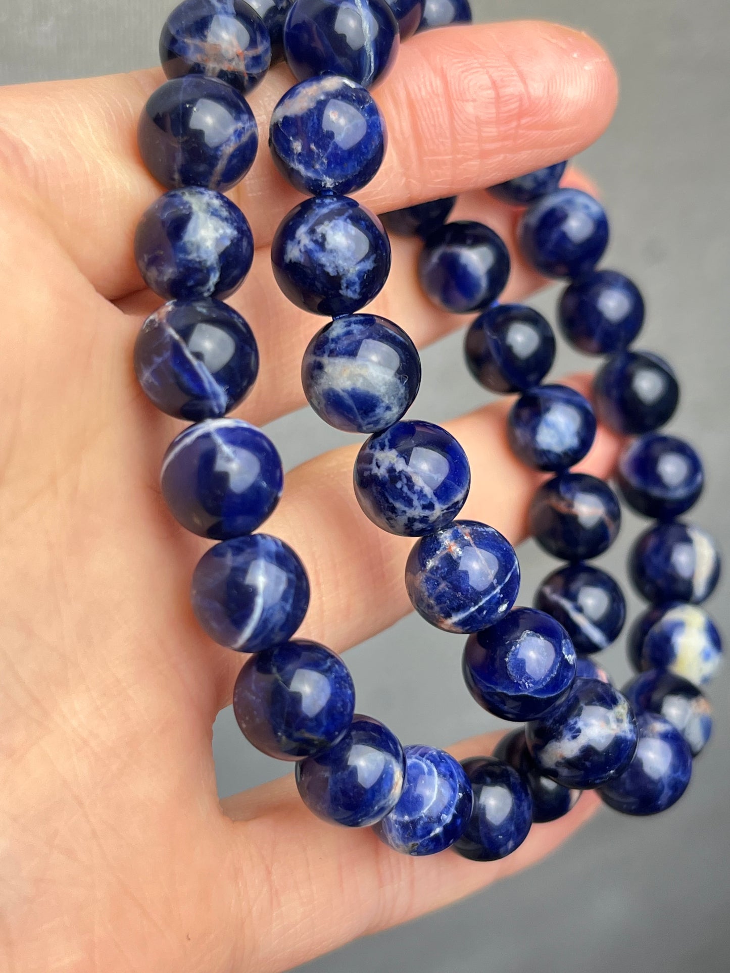 Sodalitt armbånd 9-10mm+
