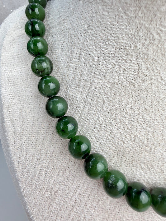 Jade, Nefritt Halskjede