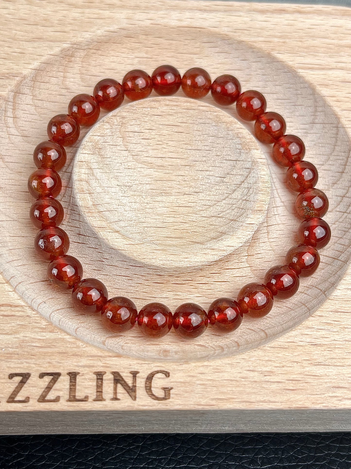 Garnet bracelet 6-7mm+