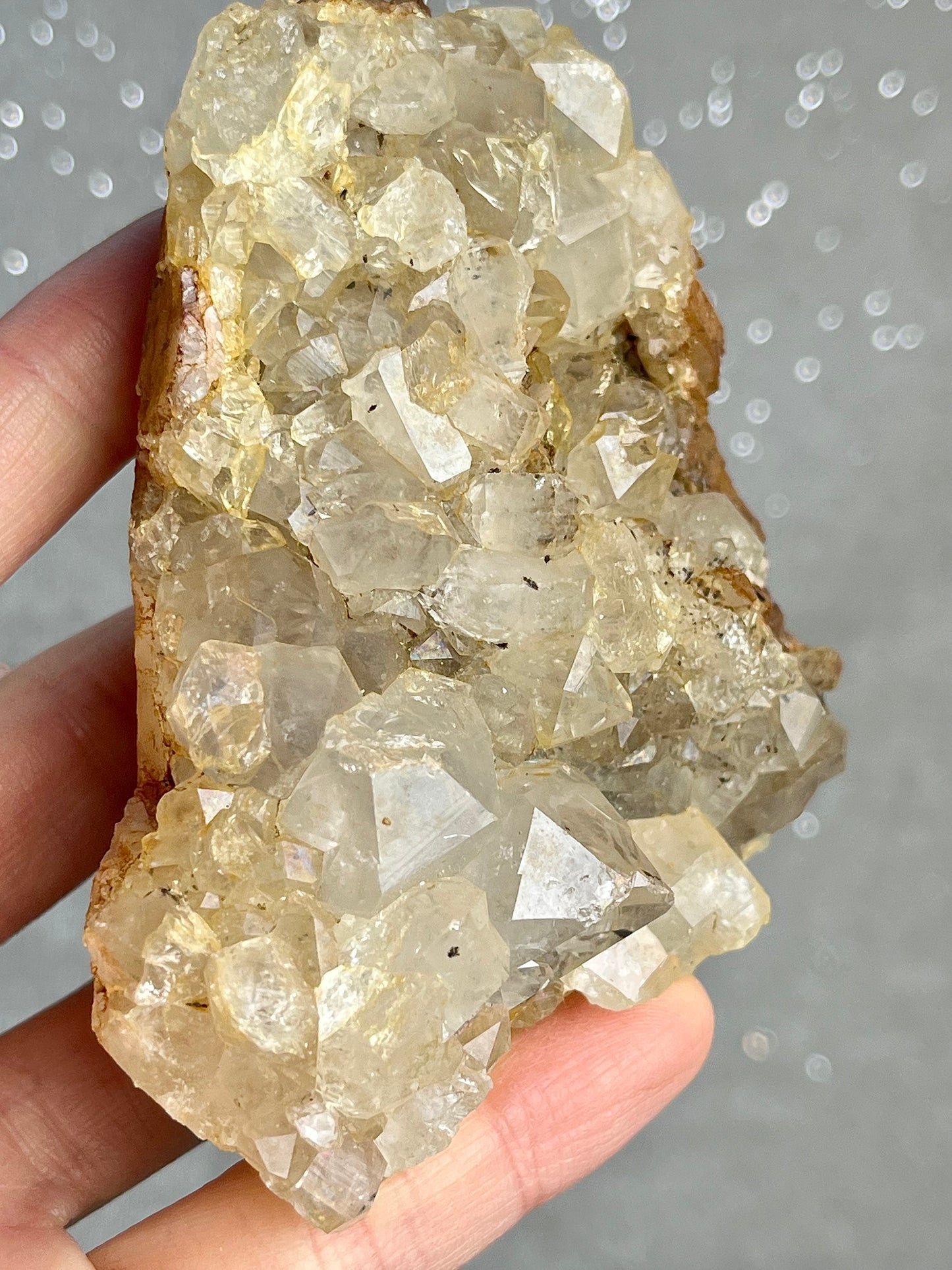 Kvarts gruppe med jernoksid